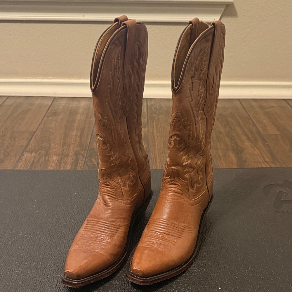 Old West Tan Leather Cowboy Boots